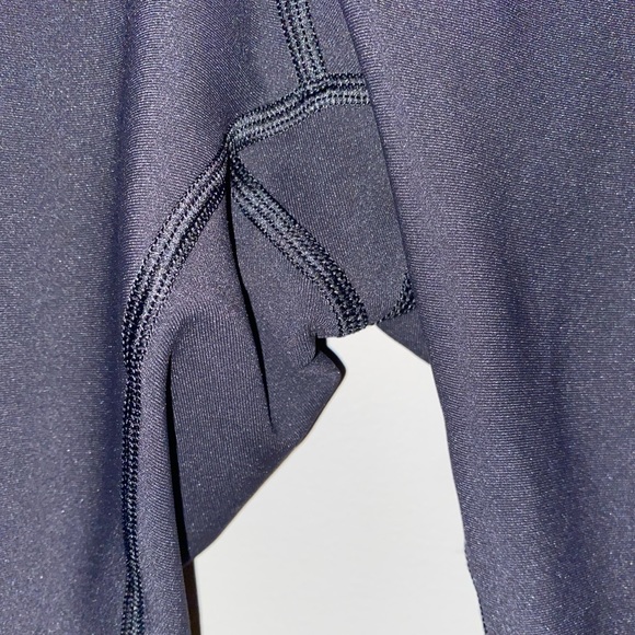Lululemon Reflective Crop - Picture 6 of 6